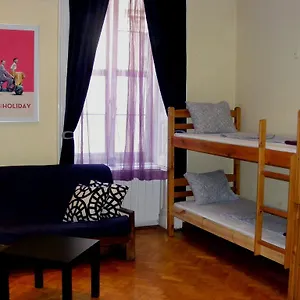 11th Hour Cinema Hostel Budapeszt